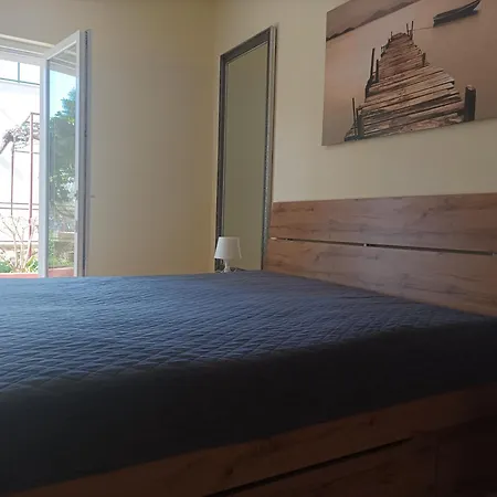 Dva Lava Apartman Podaca