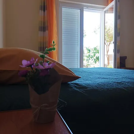 Apartment Dva Lava Podaca