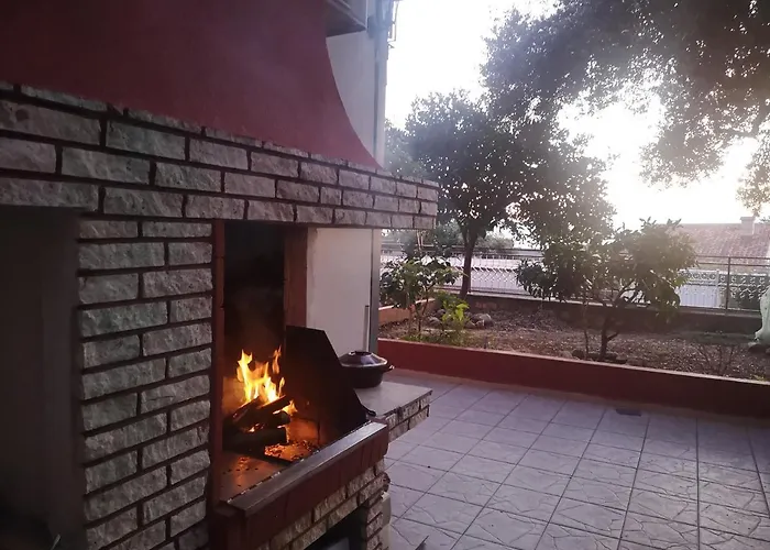 Dva Lava بوداكا